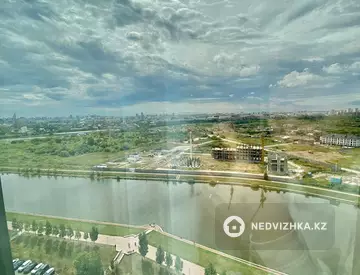3-комнатная квартира, этаж 17 из 17, 93 м², миниатюра 6