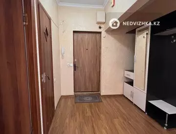 3-комнатная квартира, этаж 4 из 5, 70 м², миниатюра 3