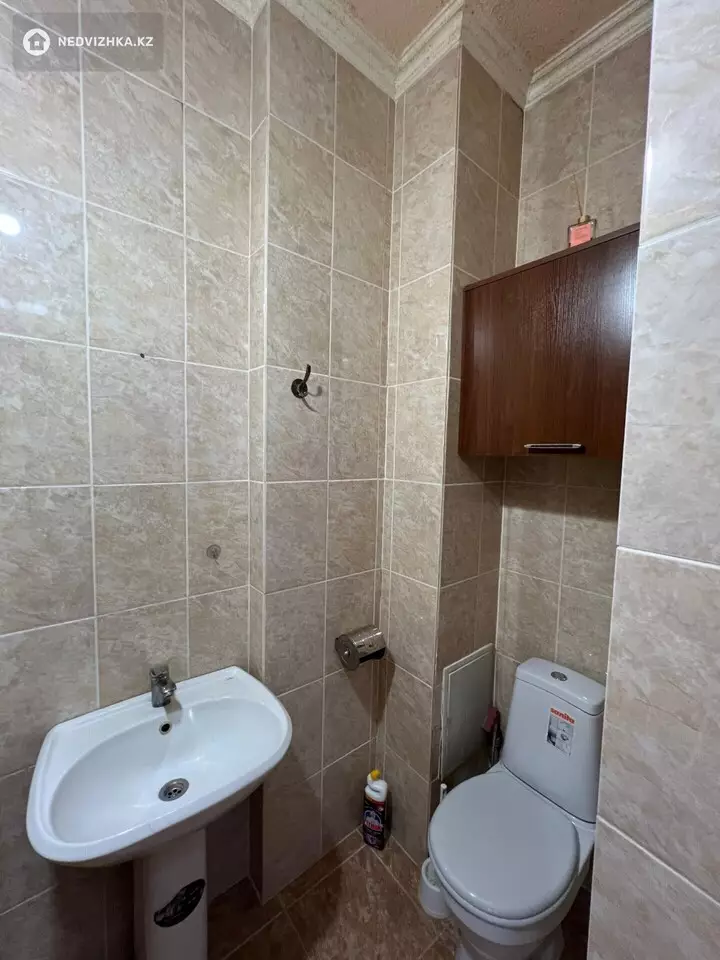 3-комнатная квартира, этаж 4 из 5, 70 м², фотография 4