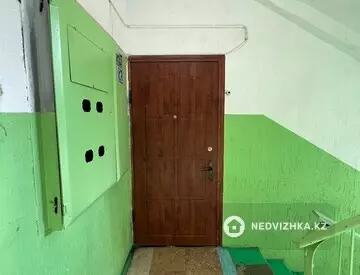 3-комнатная квартира, этаж 4 из 5, 70 м², миниатюра 1