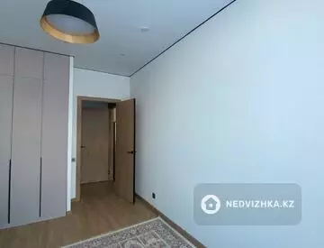3-комнатная квартира, этаж 9 из 14, 61 м², миниатюра 5