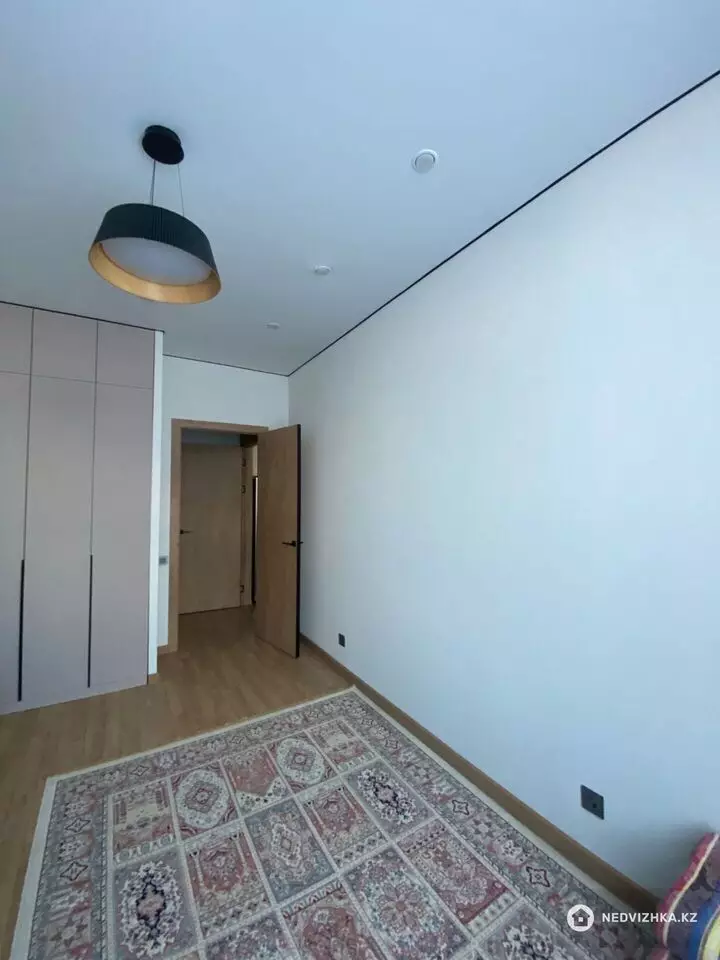 3-комнатная квартира, этаж 9 из 14, 61 м², фотография 5