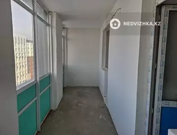 3-комнатная квартира, этаж 8 из 13, 123 м², миниатюра 3