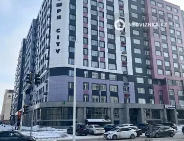 3-комнатная квартира, этаж 8 из 13, 123 м², миниатюра 1