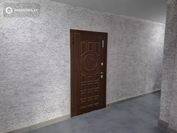 3-комнатная квартира, этаж 8 из 13, 123 м², фотография 4