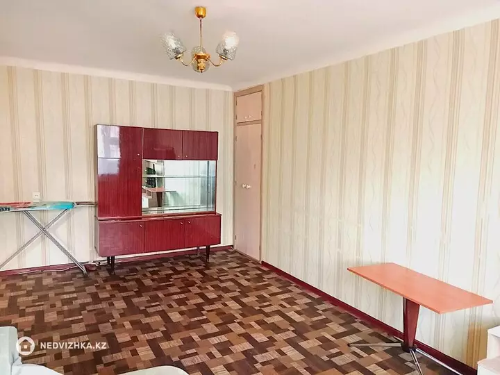 1-комнатная квартира, этаж 2 из 4, 33 м², фотография 3