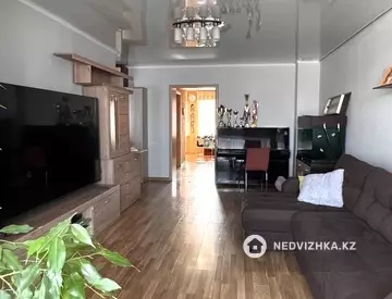 4-комнатная квартира, этаж 3 из 3, 150 м²