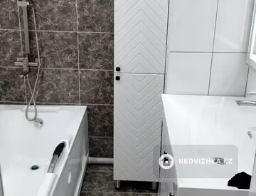 3-комнатная квартира, этаж 3 из 5, 82 м², миниатюра 8