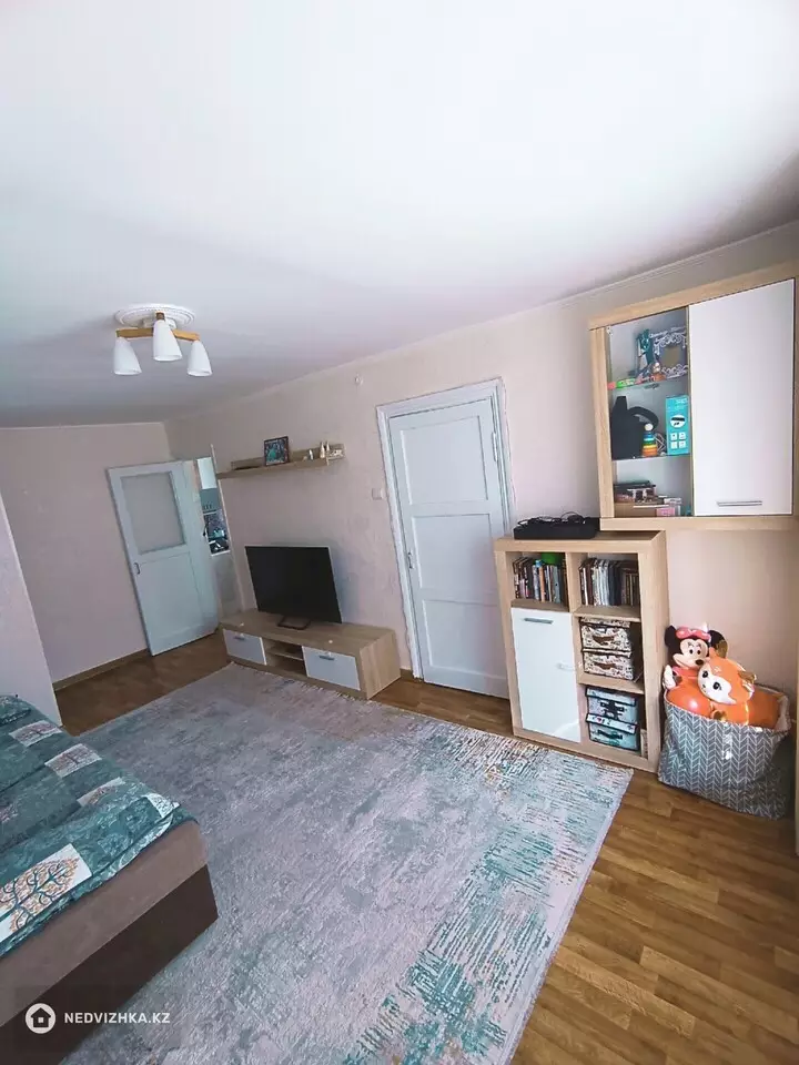 2-комнатная квартира, этаж 3 из 3, 41 м², фотография 4