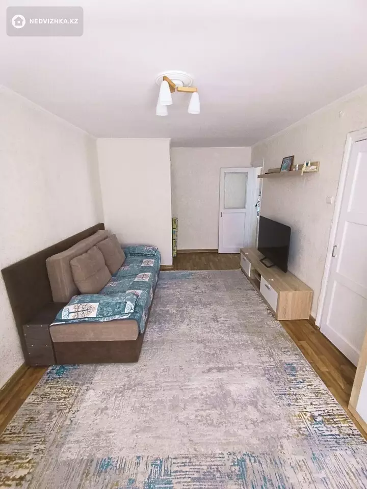 2-комнатная квартира, этаж 3 из 3, 41 м², фотография 5