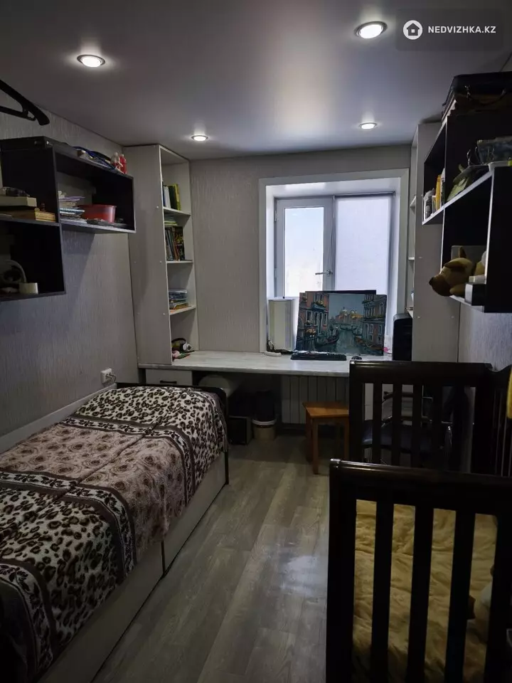 3-комнатная квартира, этаж 9 из 9, 65 м², фотография 4