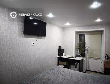 3-комнатная квартира, этаж 9 из 9, 65 м², миниатюра 11