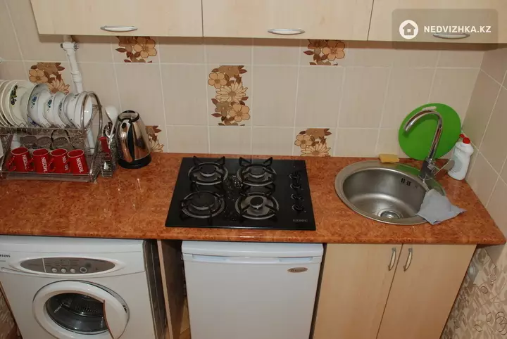 1-бөлмелі пәтер, қабат 2 барлық қабат саны 4, 33 м², Посуточно, 5-фотосурет