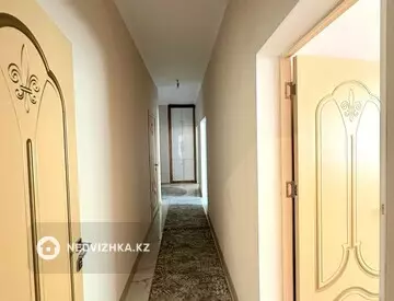3-комнатная квартира, этаж 6 из 9, 82 м², миниатюра 6