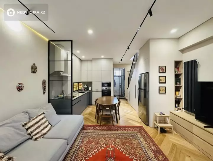 3-комнатная квартира, этаж 2 из 2, 100 м², фотография 4