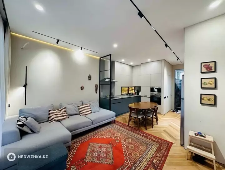 3-комнатная квартира, этаж 2 из 2, 100 м², фотография 5