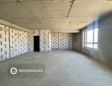 2-комнатная квартира, этаж 2 из 5, 61 м², миниатюра 4