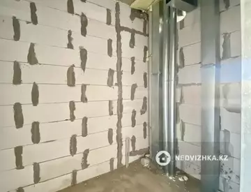 2-комнатная квартира, этаж 2 из 5, 61 м², миниатюра 6