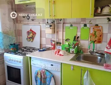 2-комнатная квартира, этаж 4 из 5, 45 м², миниатюра 9