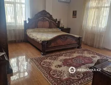 2-комнатная квартира, этаж 3 из 9, 102 м²