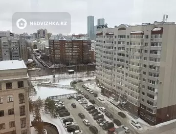 1-комнатная квартира, этаж 8 из 25, 39 м², миниатюра 1