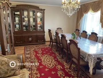 5-комнатная часть дома, 10 соток, 122 м²