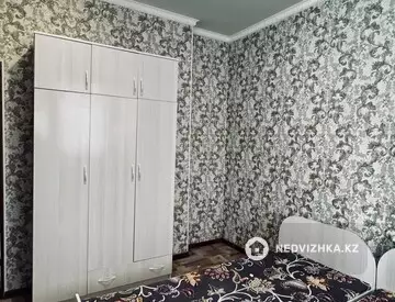 2-комнатная квартира, этаж 5 из 5, 49 м², миниатюра 3