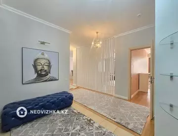 5-комнатная квартира, этаж 6 из 18, 176 м², миниатюра 1