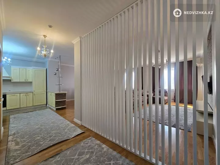 5-комнатная квартира, этаж 6 из 18, 176 м², фотография 4