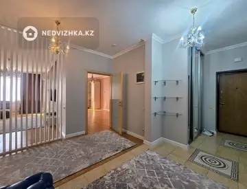 5-комнатная квартира, этаж 6 из 18, 176 м², миниатюра 3