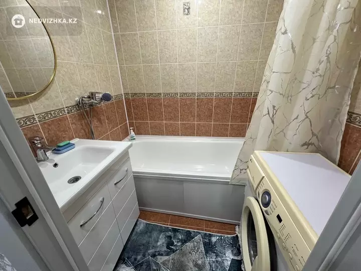 1-комнатная квартира, этаж 8 из 10, 40 м², По часам, фотография 3