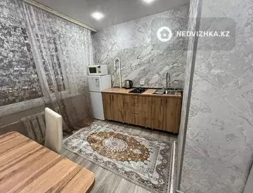 1-комнатная квартира, этаж 8 из 10, 40 м², По часам, миниатюра 6