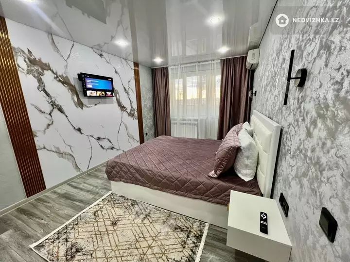 1-комнатная квартира, этаж 8 из 9, 40 м², По часам, фотография 4