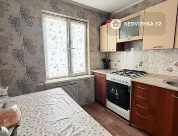 3-комнатная квартира, этаж 3 из 4, 64 м², миниатюра 7