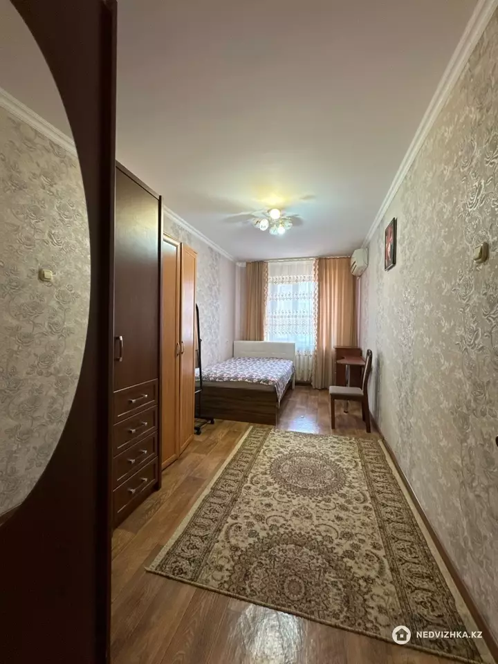 2-комнатная квартира, этаж 2 из 5, 45 м², На длительный срок, фотография 2