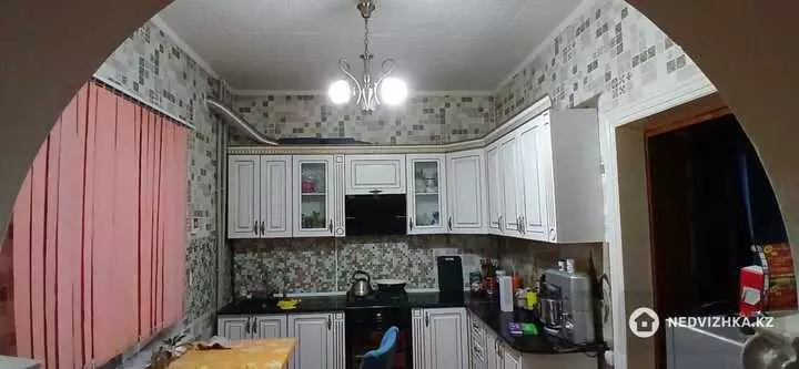7-бөлмелі үй, 8 соттық, 190 м², 4-фотосурет
