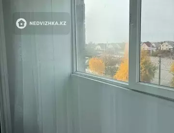 2-комнатная квартира, этаж 4 из 5, 50 м², миниатюра 4