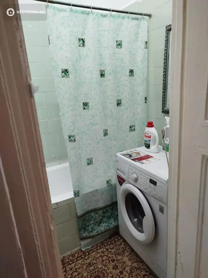 3-комнатная квартира, этаж 2 из 2, 65 м², фотография 3