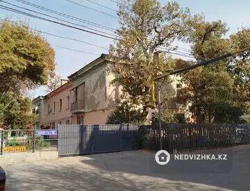 3-комнатная квартира, этаж 2 из 2, 65 м²