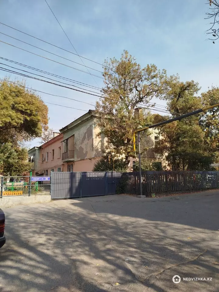 3-комнатная квартира, этаж 2 из 2, 65 м²