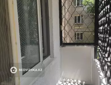 2-комнатная квартира, этаж 2 из 5, 43 м², миниатюра 3