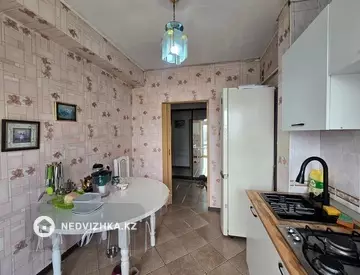 3-комнатная квартира, этаж 5 из 5, 65 м², миниатюра 4