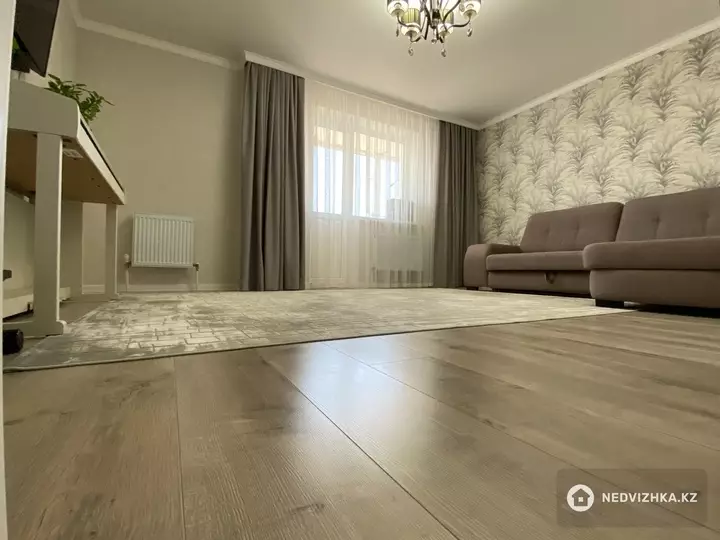 3-комнатная квартира, этаж 12 из 12, 69 м²