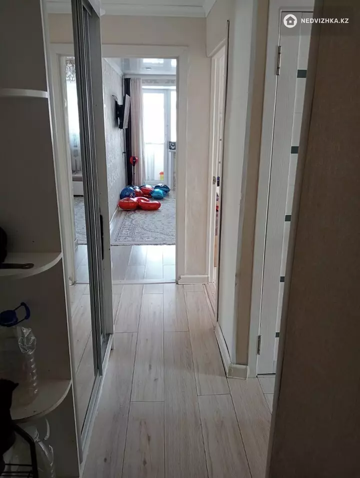3-комнатная квартира, этаж 5 из 5, 49 м², фотография 3