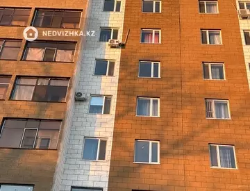 2-комнатная квартира, этаж 10 из 13, 62 м², миниатюра 3