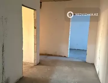 2-комнатная квартира, этаж 10 из 13, 62 м², миниатюра 10
