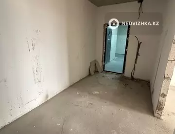 2-комнатная квартира, этаж 10 из 13, 62 м², миниатюра 11