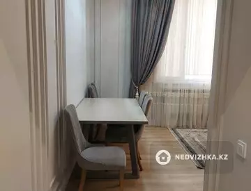 2-комнатная квартира, этаж 2 из 12, 68 м², миниатюра 4