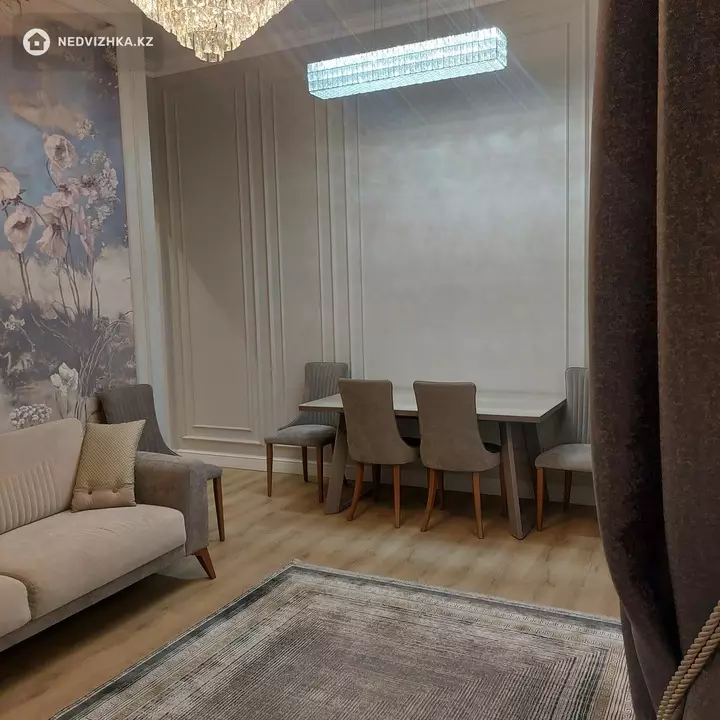 2-комнатная квартира, этаж 2 из 12, 68 м², фотография 3