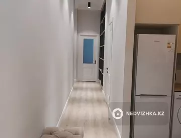 2-комнатная квартира, этаж 2 из 12, 68 м², миниатюра 12